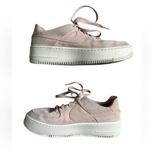 Nike Air Force 1 Sage womens 10 light pink platform sneakers casual streetwear